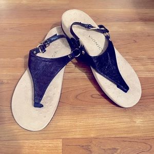 Vionic Sandals Purple Size 9.5